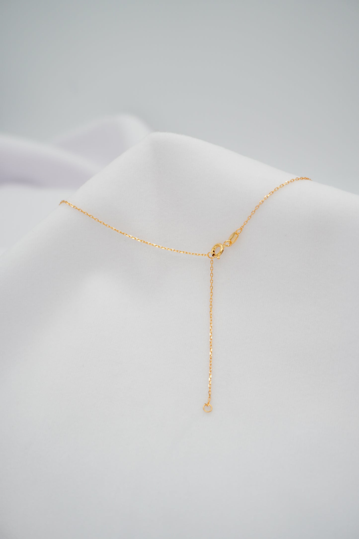 Oval Pearl Bead Pendent Necklace
