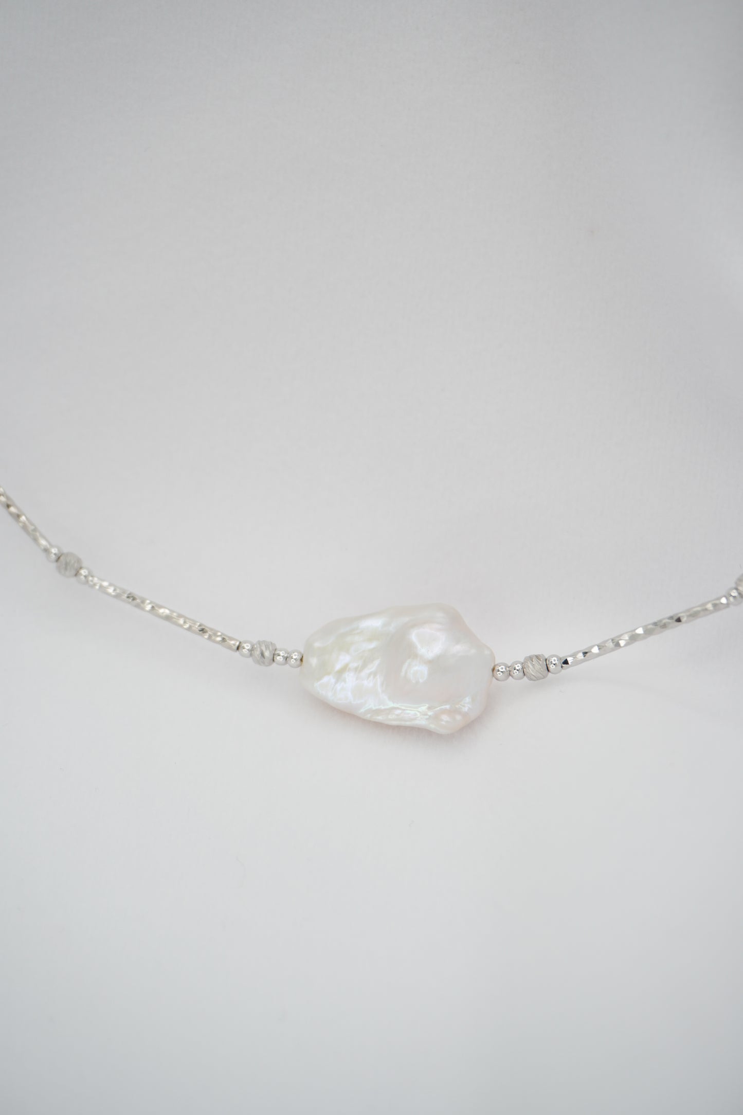 Baroque Pearl Elegant Chain Necklace