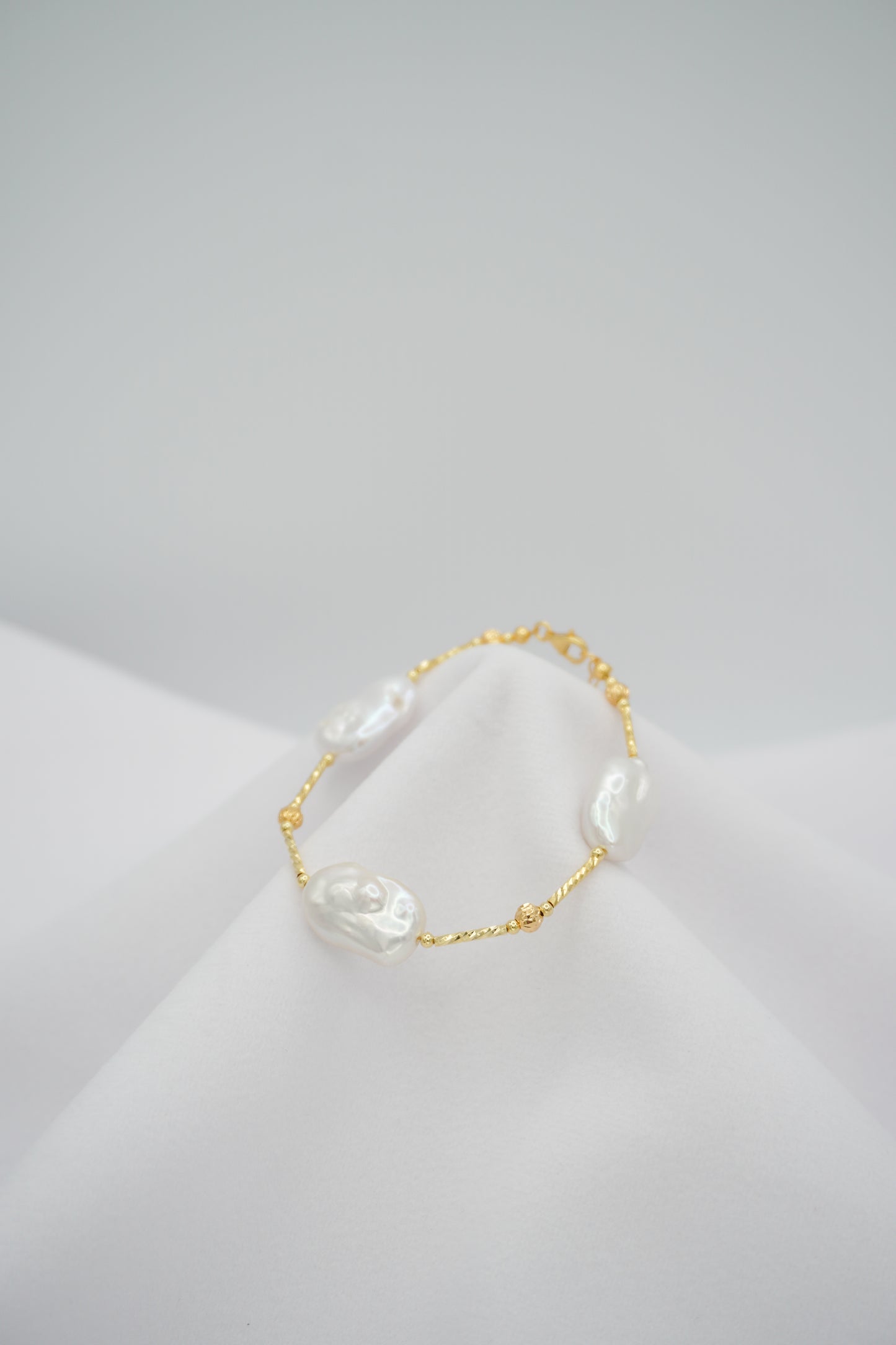 Square Baroque Pearl Elegant Chain Bracelet