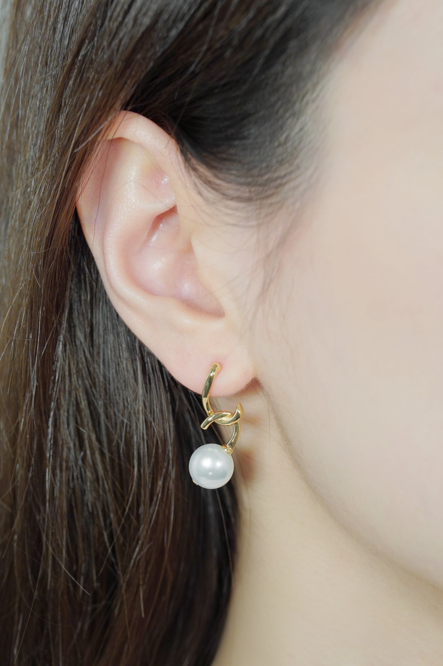 Round Baroque Pearl Stud Earrings