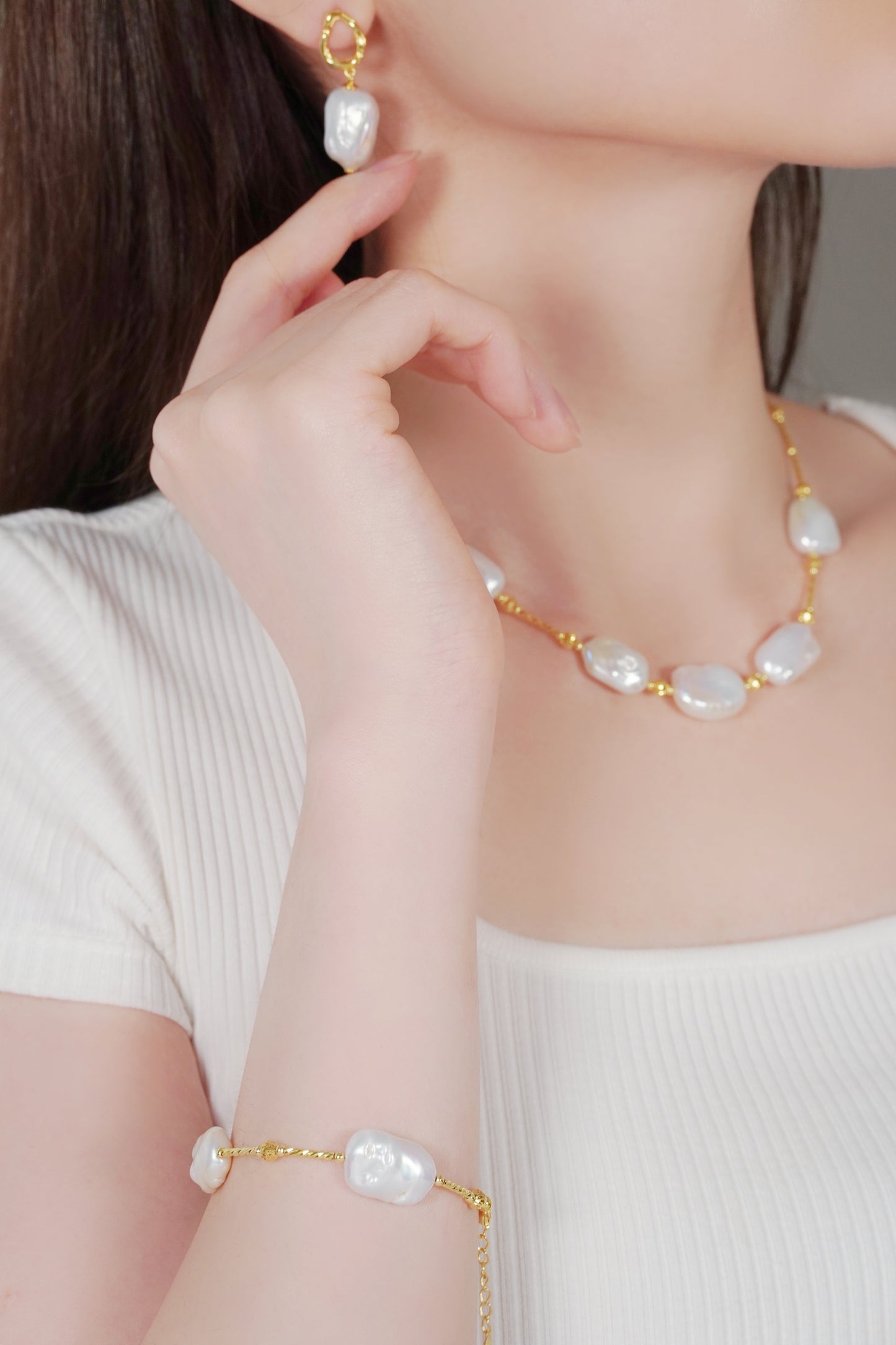 Square Baroque Pearl Elegant Chain Necklace